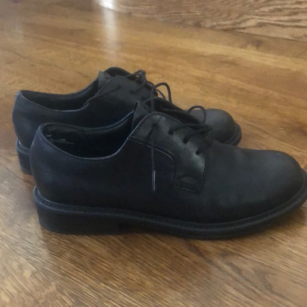 Boys dress shoes